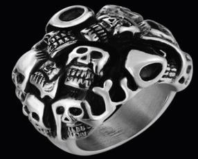 R146 Stainless Steel Many Faces Skull Biker Ring